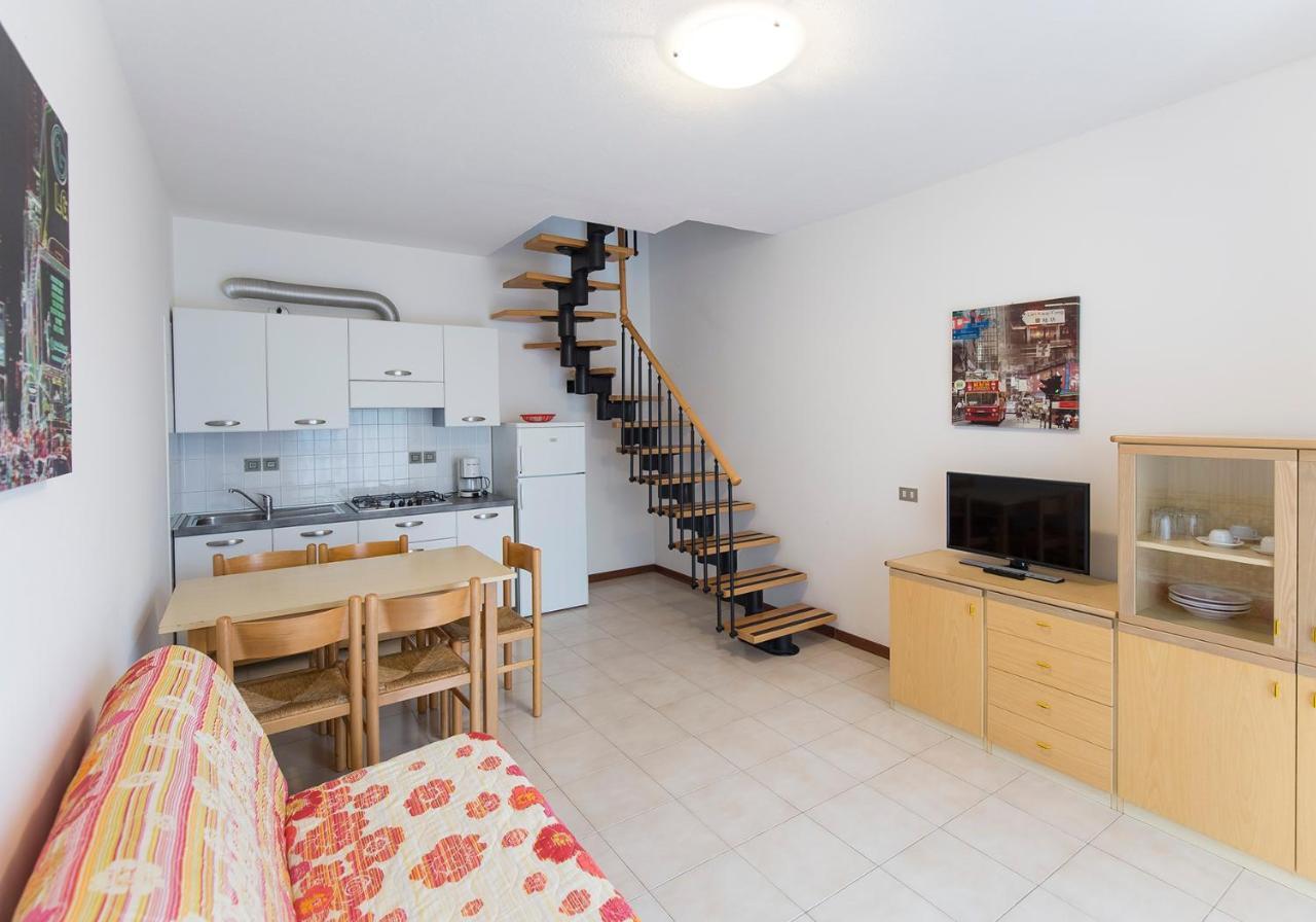 カオルレApartament With Swimming Poolアパートメント エクステリア 写真