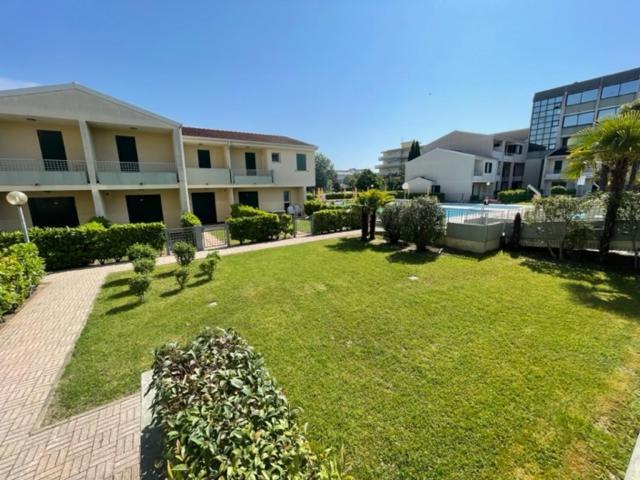 カオルレApartament With Swimming Poolアパートメント エクステリア 写真